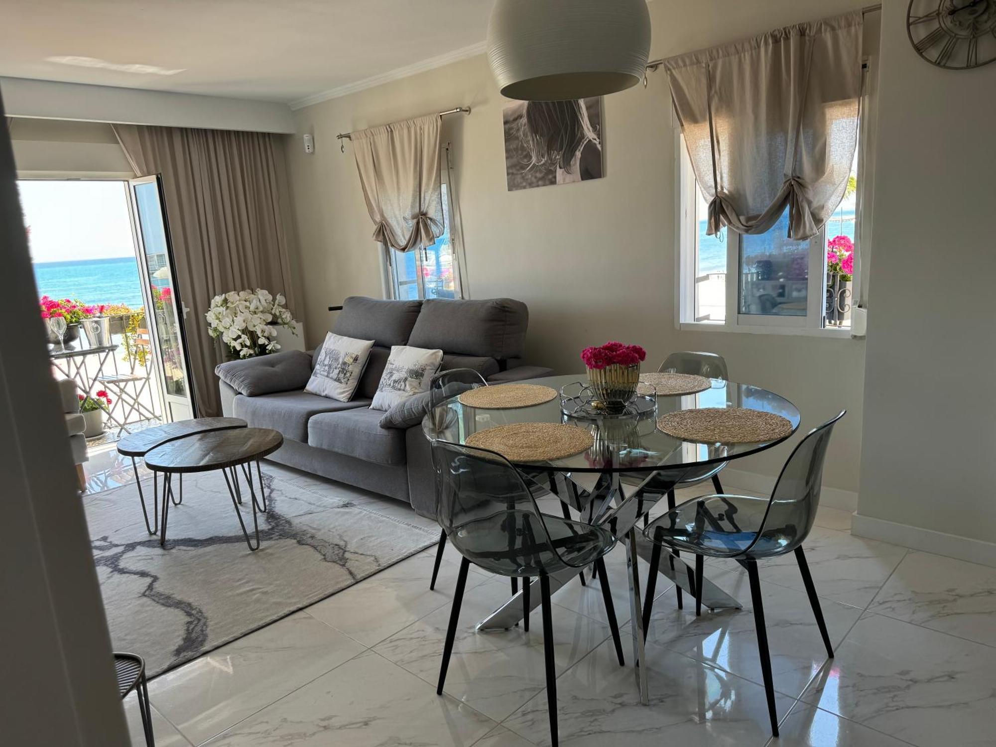 Apartamento Las Flores Ла-Віла-Джойоза Екстер'єр фото